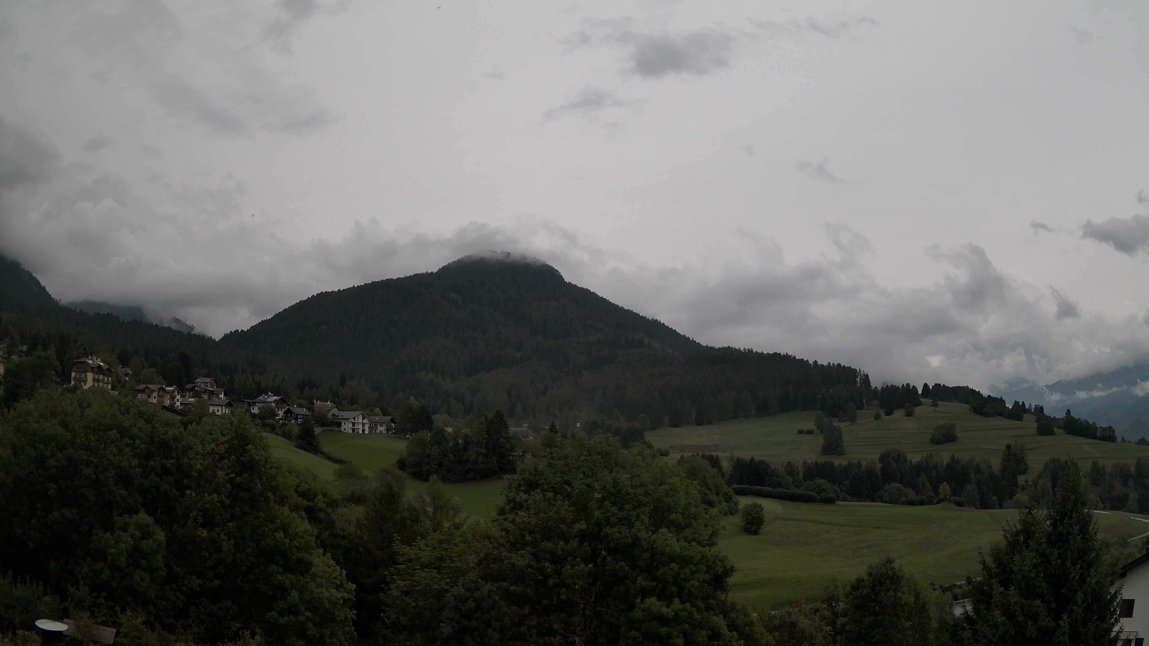 immagine della webcam nei dintorni di Carezza al lago: webcam Varena