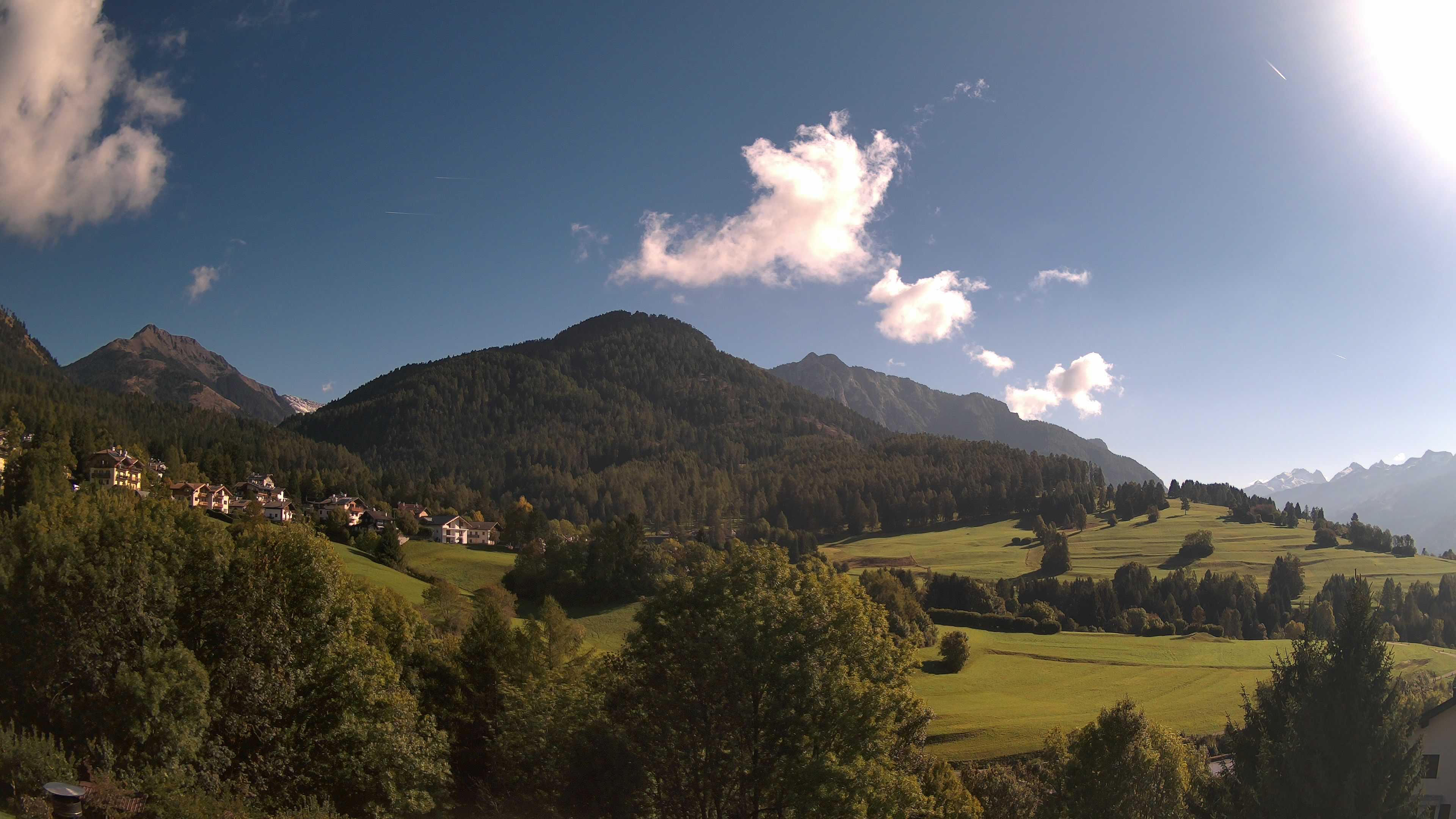 immagine della webcam nei dintorni di Cortaccia sulla Strada del Vino: webcam Varena