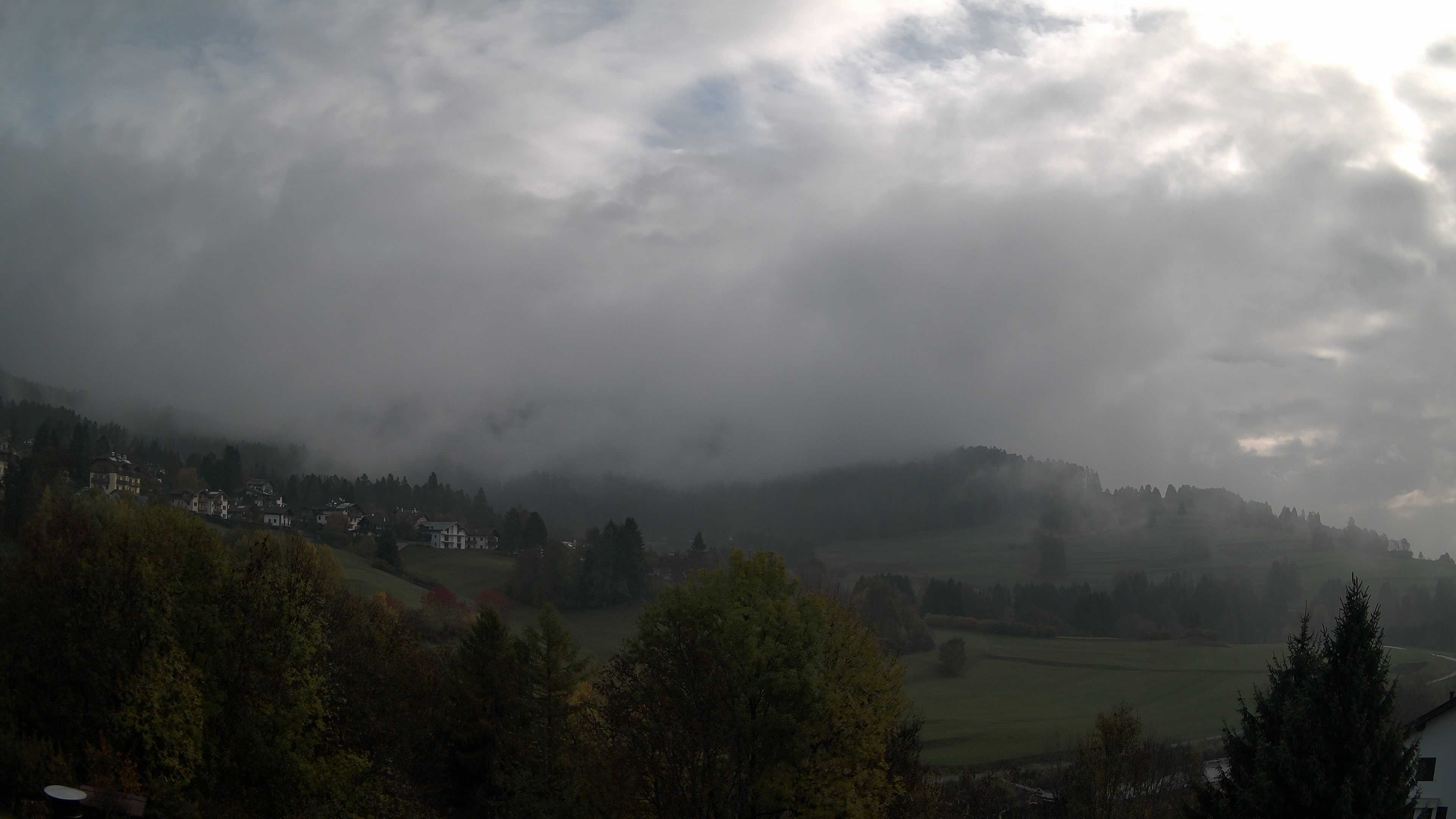 immagine della webcam nei dintorni di Alpe Cermis: webcam Varena