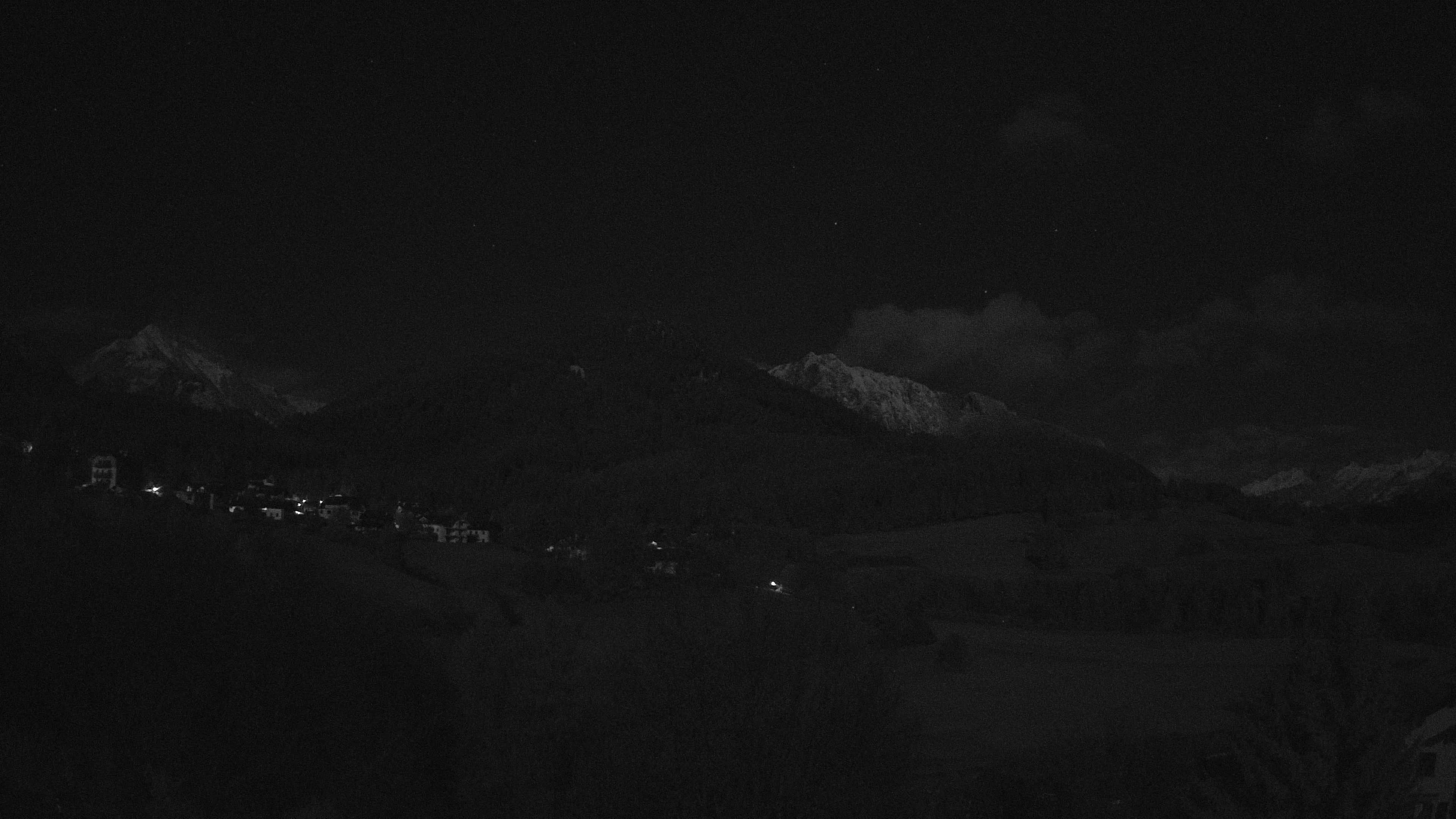 immagine della webcam nei dintorni di Tesero: webcam Varena