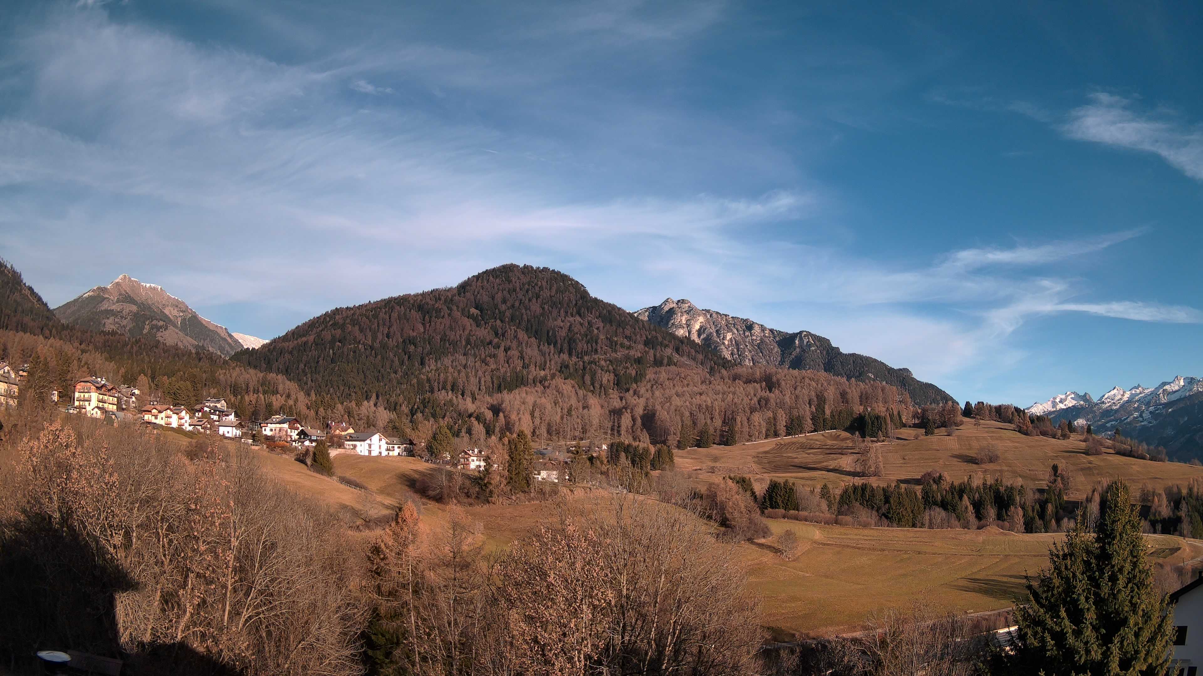 immagine della webcam nei dintorni di Ruffré Mendola: webcam Varena