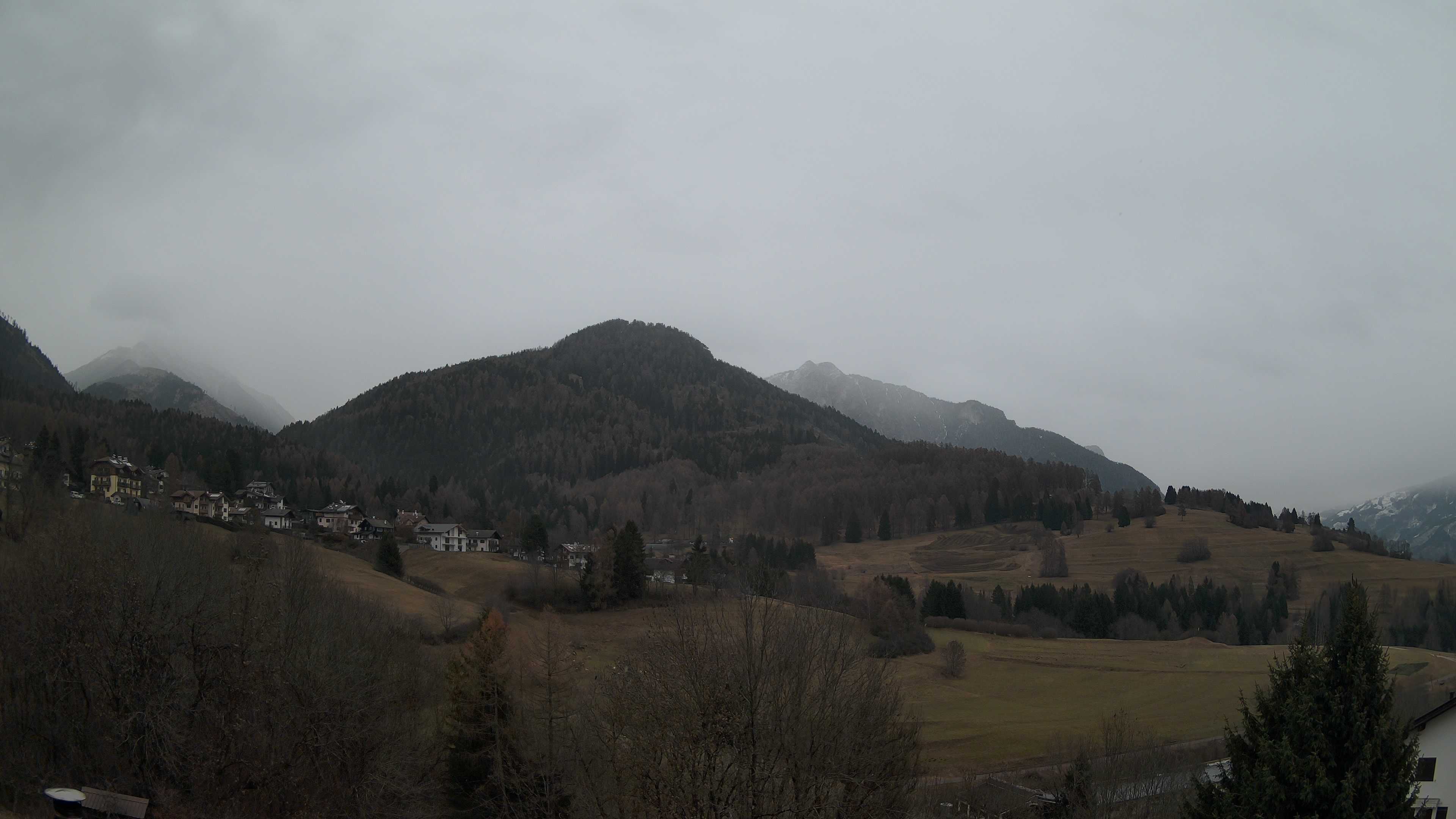 immagine della webcam nei dintorni di Nova Ponente: webcam Varena