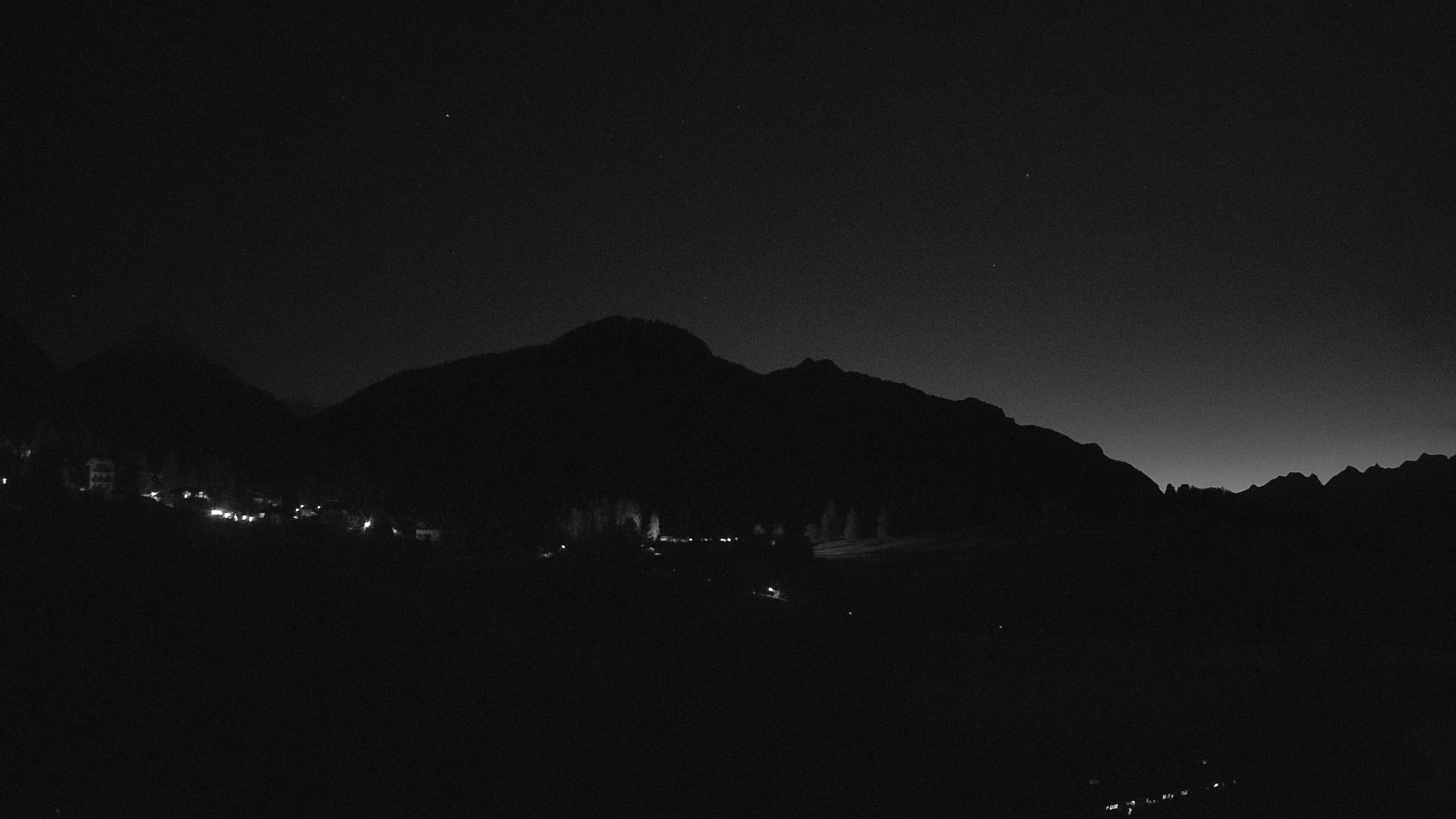 immagine della webcam nei dintorni di Bedollo: webcam Varena