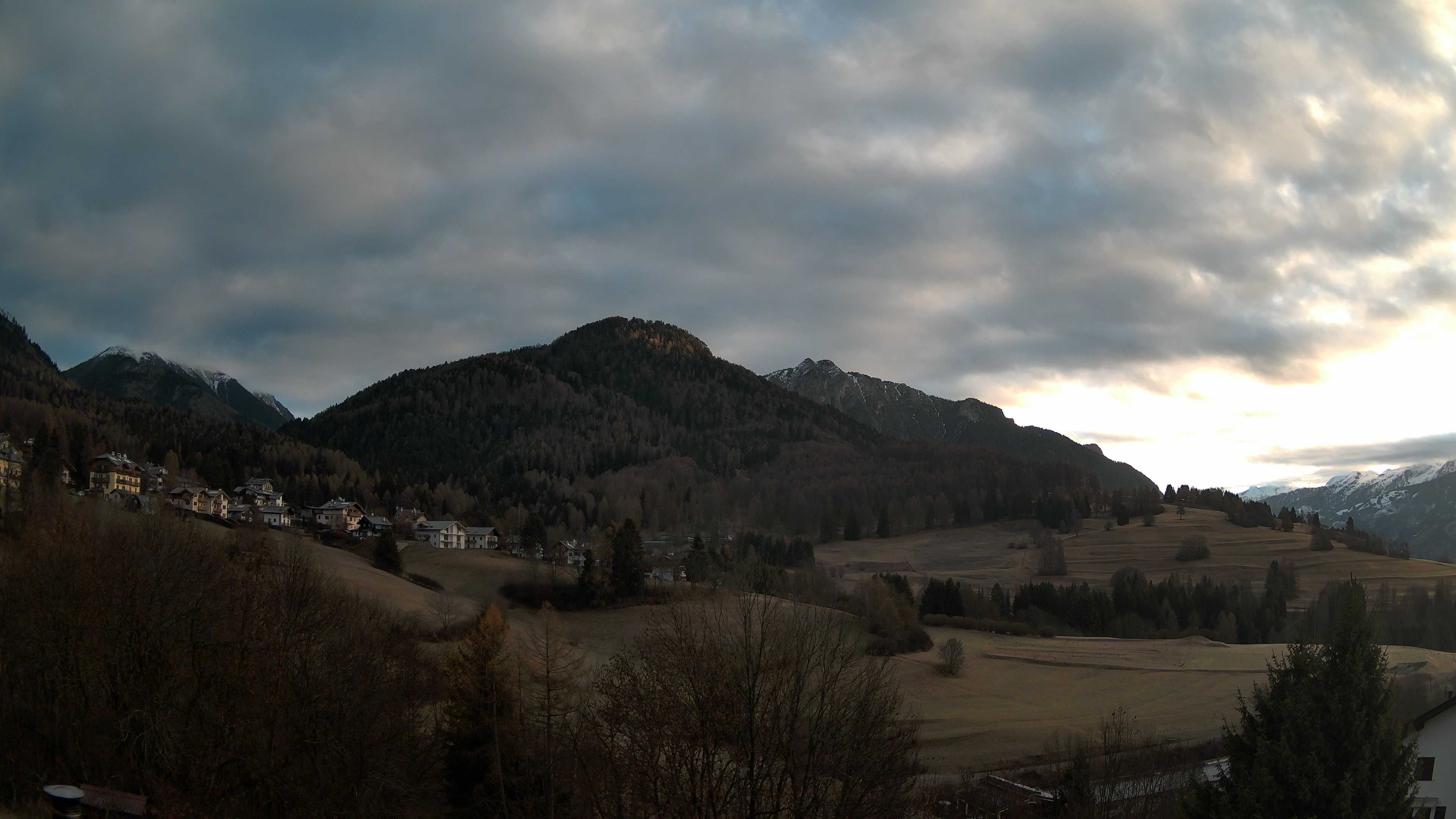 immagine della webcam nei dintorni di Tesero: webcam Varena