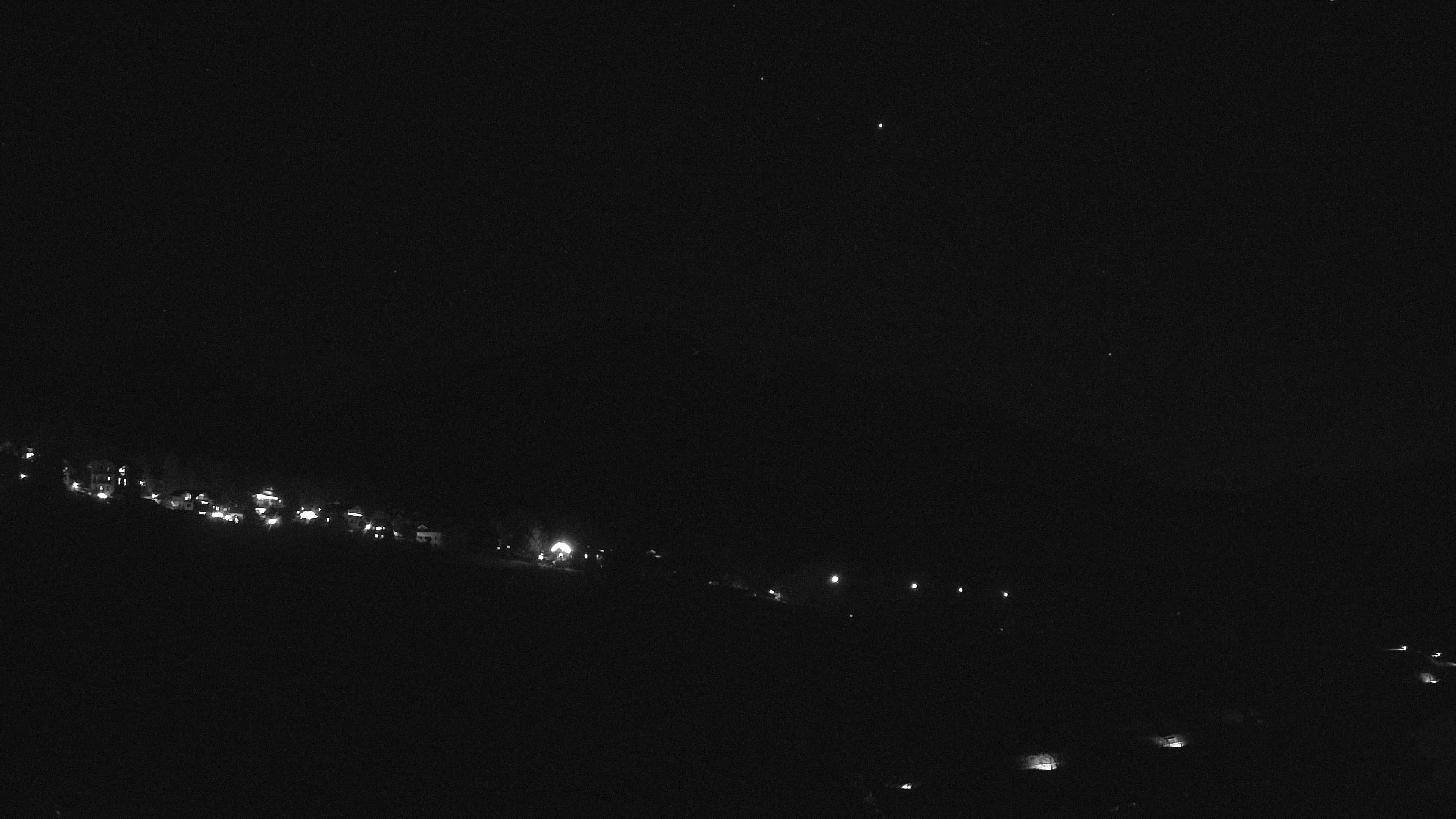 immagine della webcam nei dintorni di Cavalese: webcam Varena