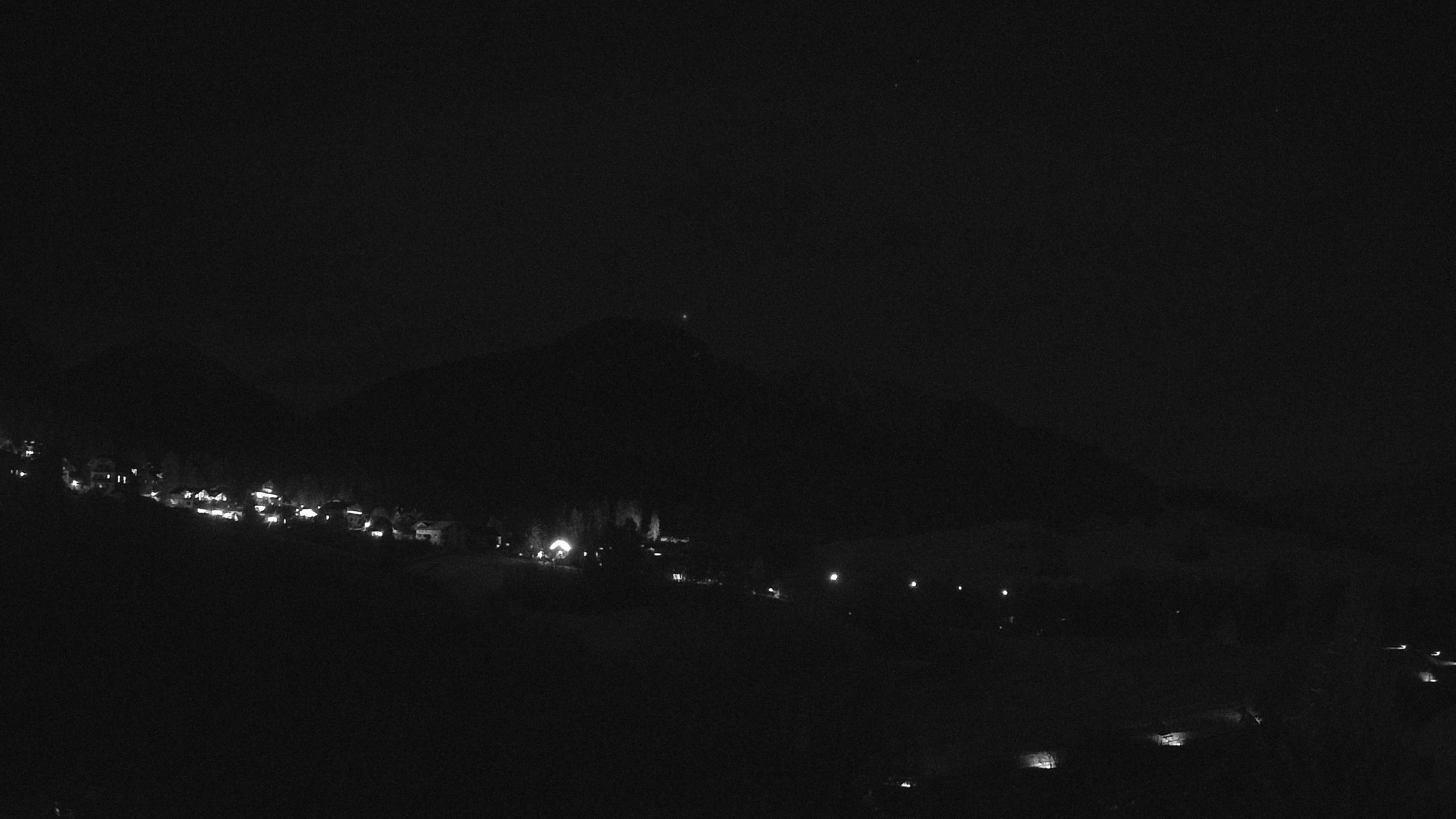 immagine della webcam nei dintorni di Ziano di Fiemme: webcam Varena