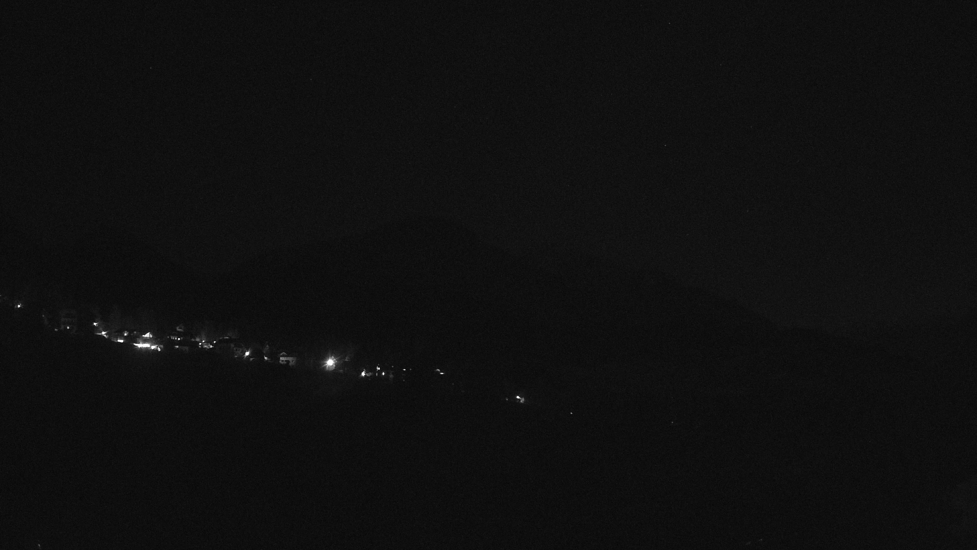 immagine della webcam nei dintorni di Nova Levante: webcam Varena