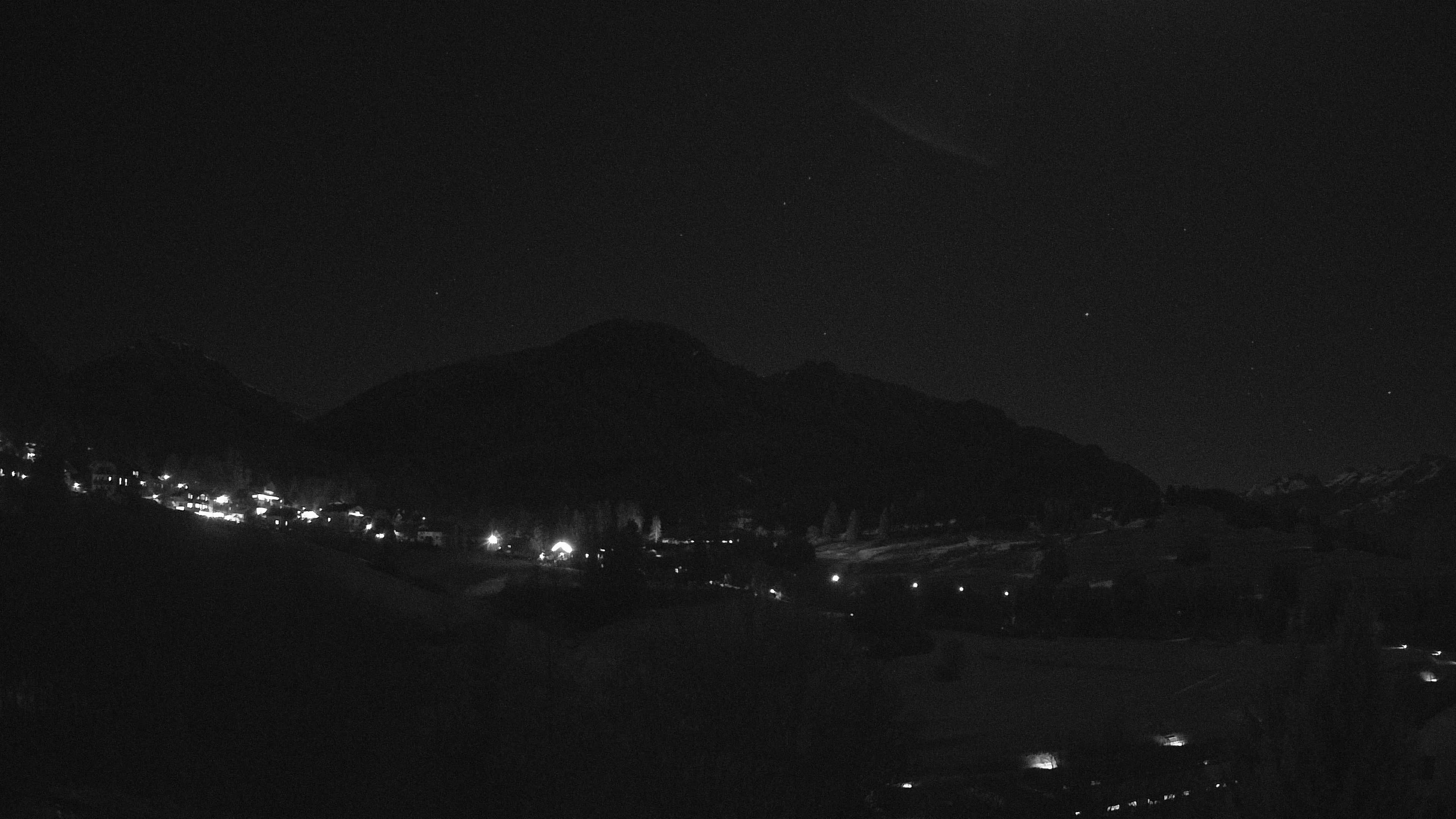 immagine della webcam nei dintorni di Alpe Cermis: webcam Varena