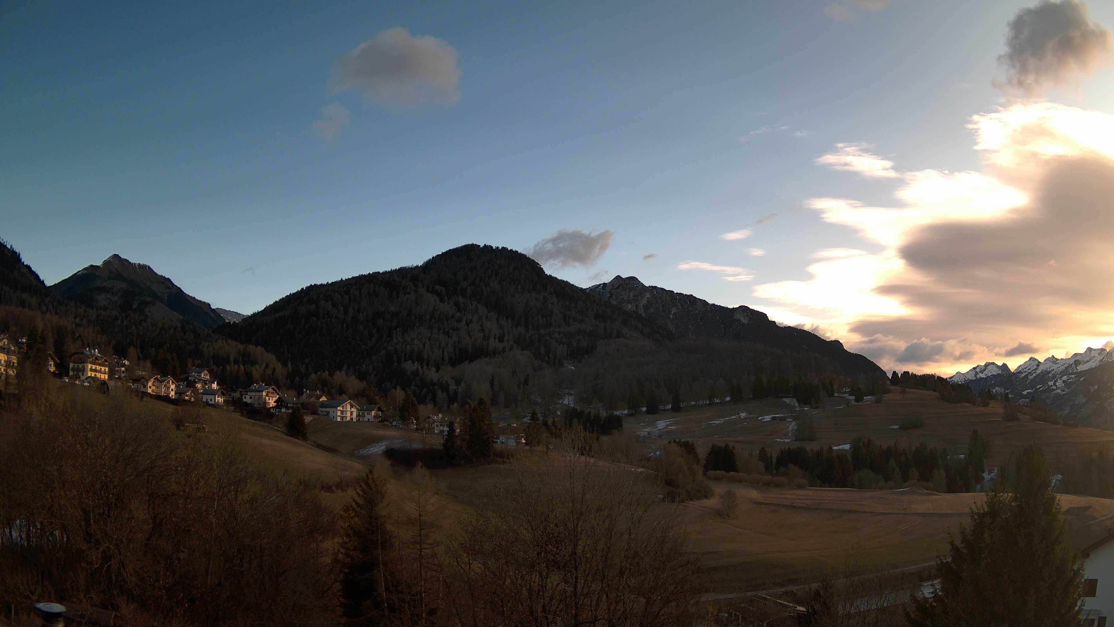 immagine della webcam nei dintorni di Tesero: webcam Varena