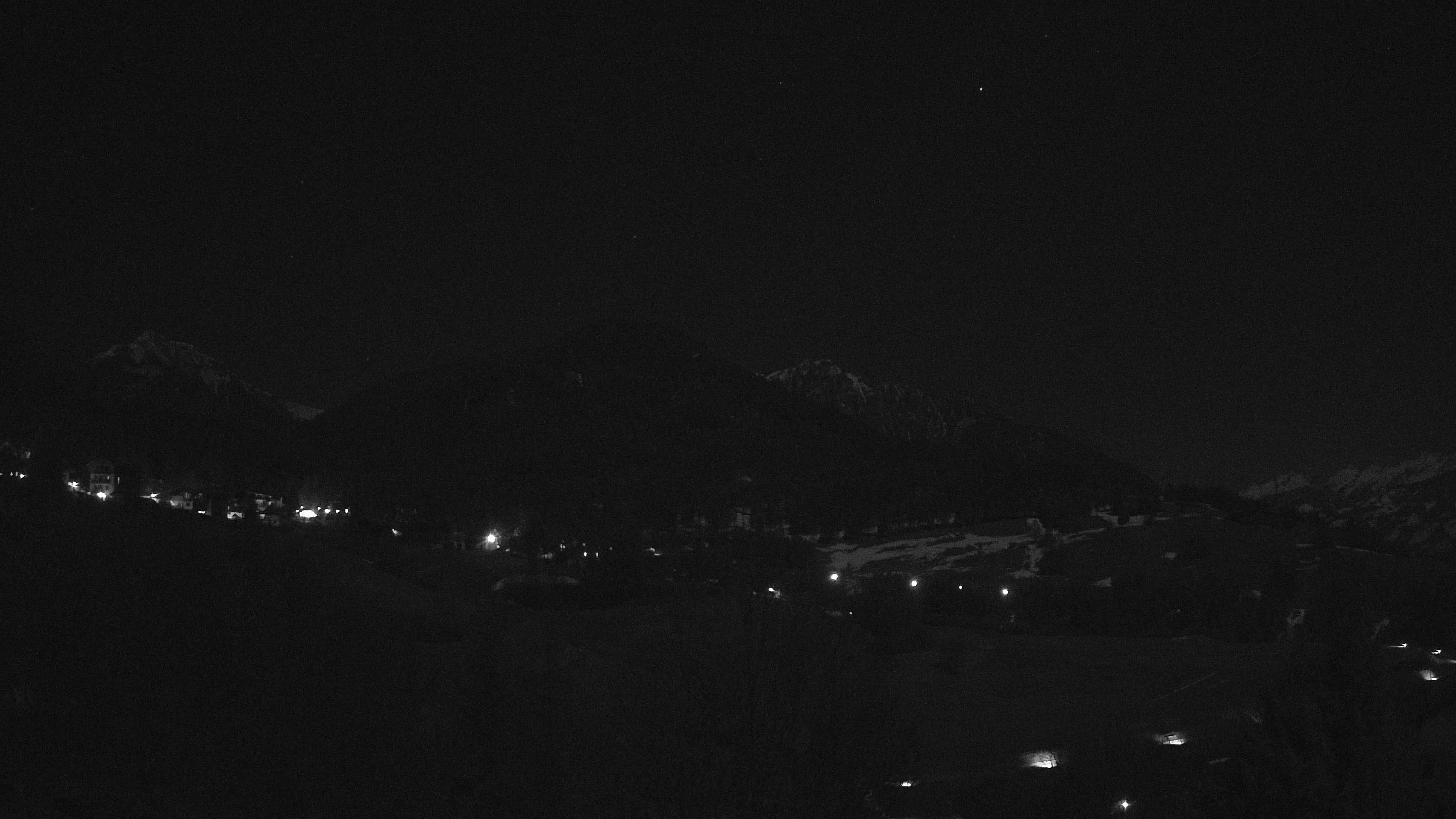 immagine della webcam nei dintorni di Cavalese: webcam Varena