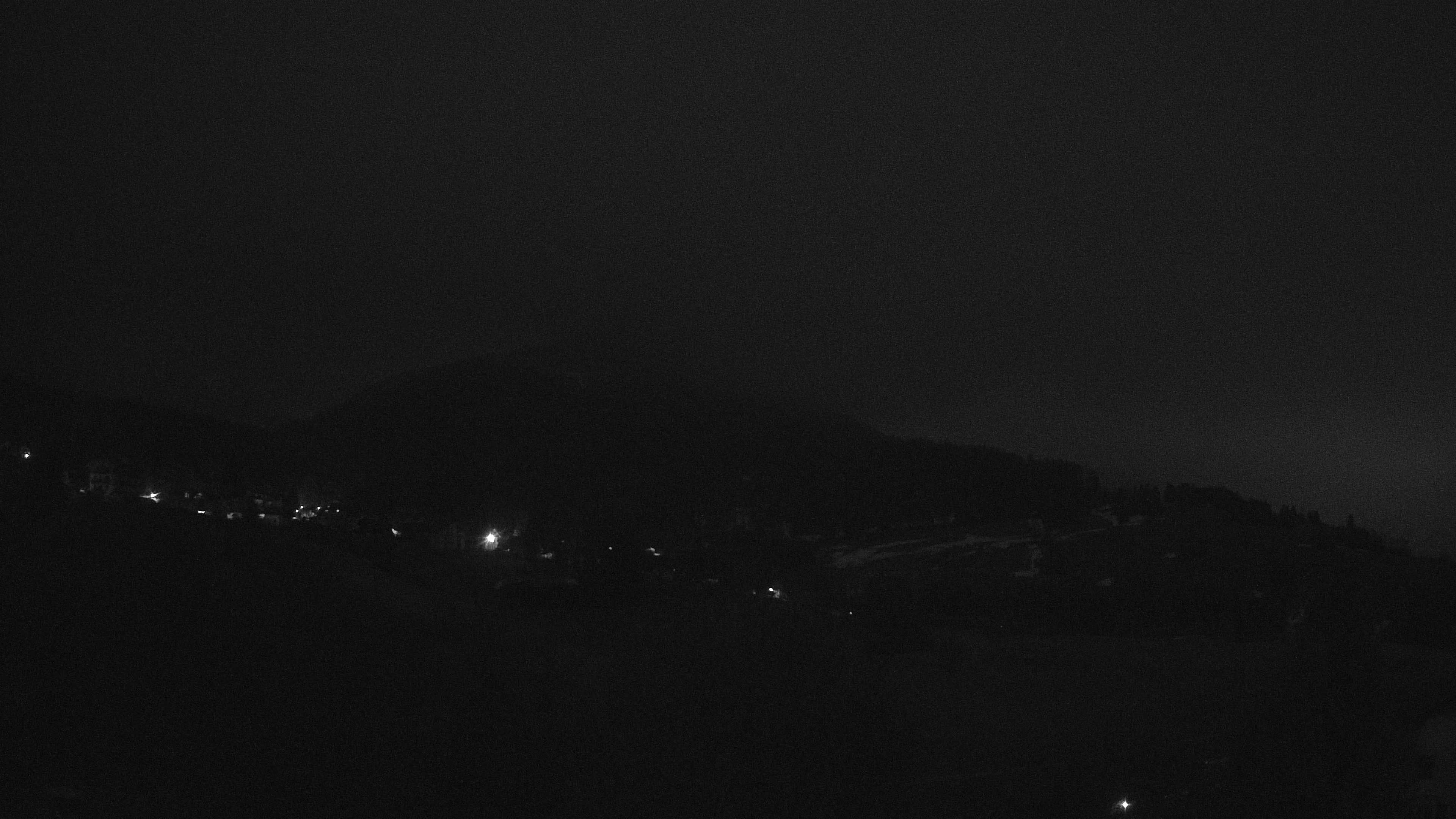 immagine della webcam nei dintorni di Nova Levante: webcam Varena