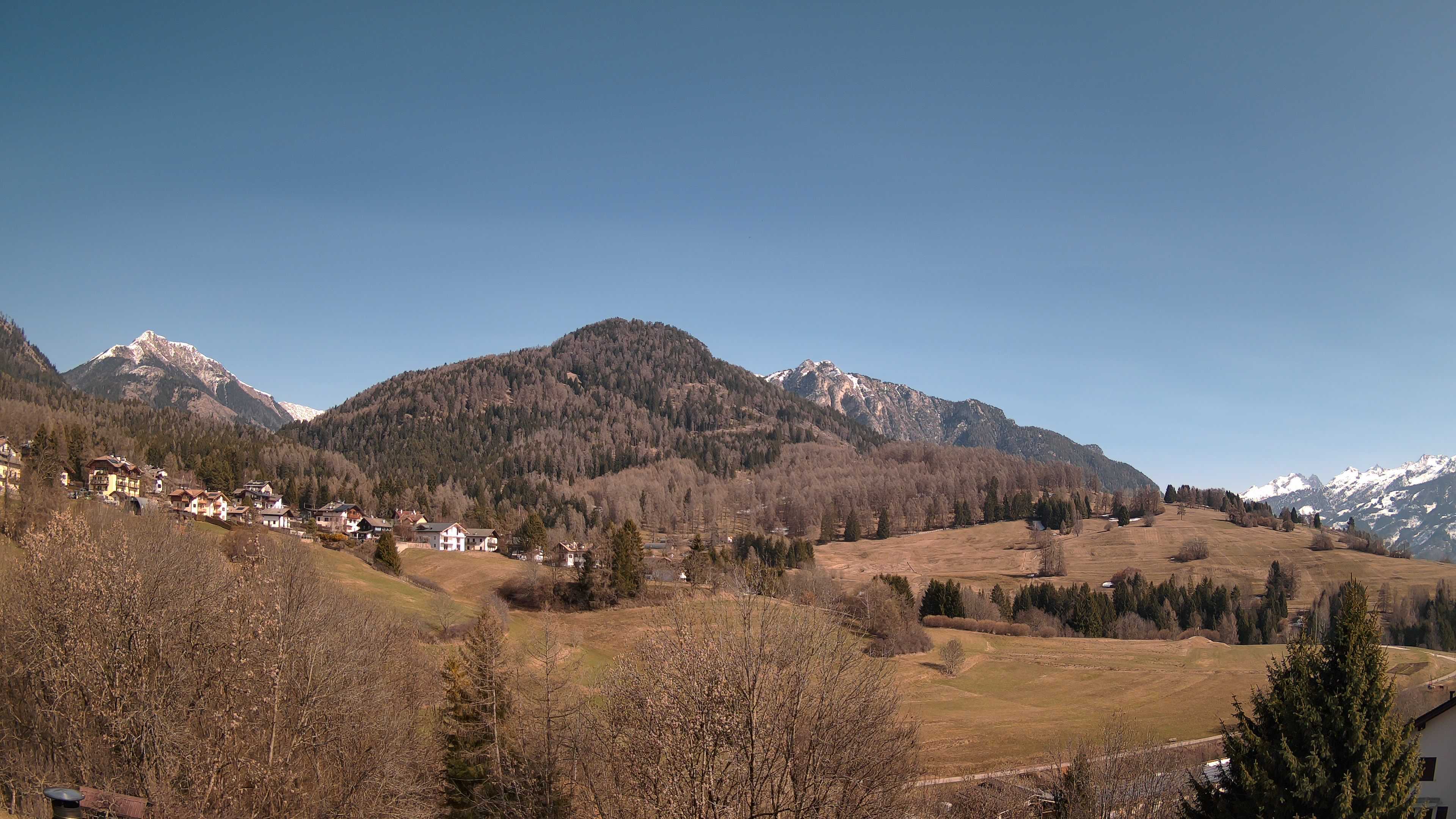 immagine della webcam nei dintorni di Bedollo: webcam Varena