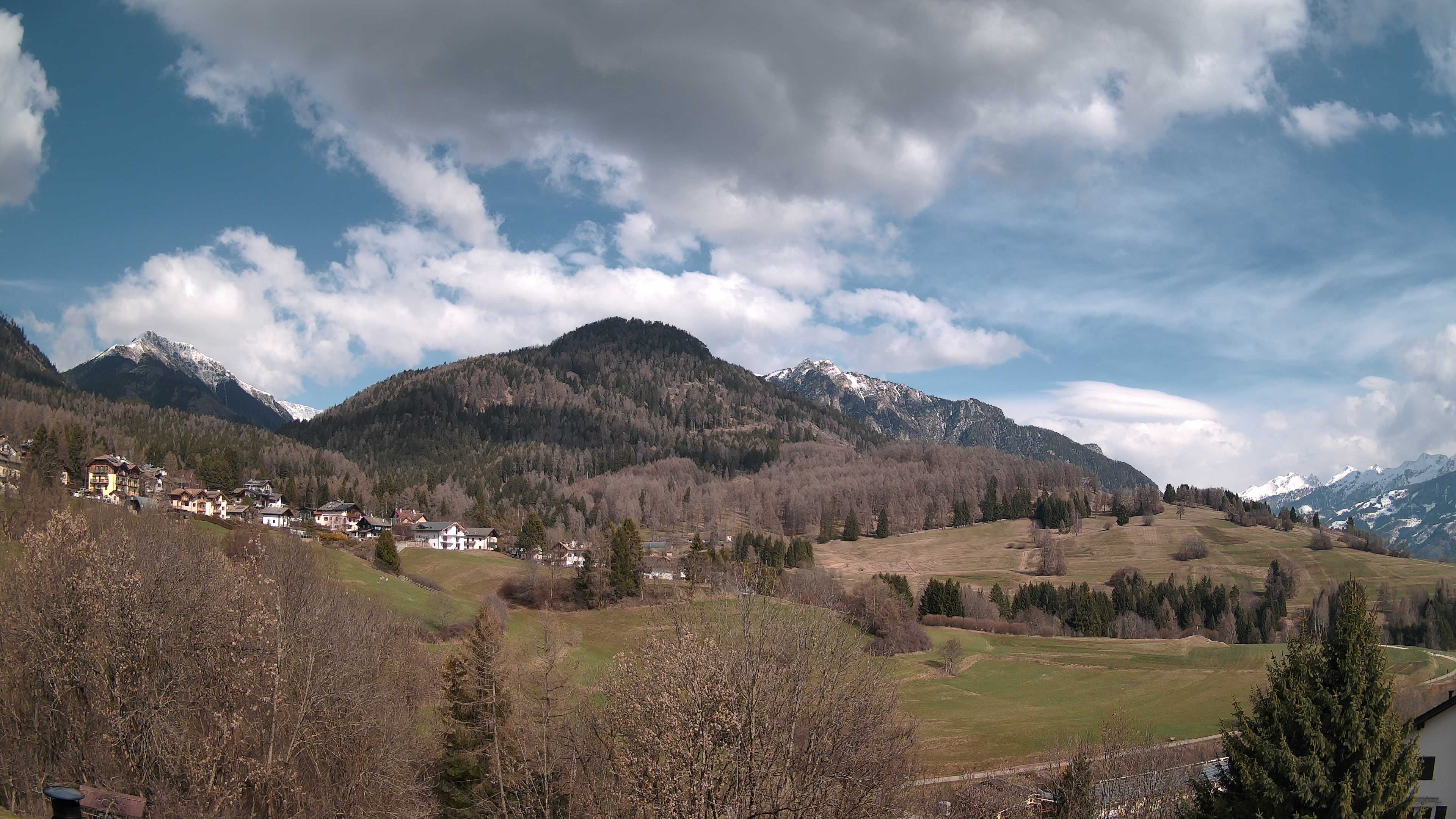 immagine della webcam nei dintorni di Nova Ponente: webcam Varena