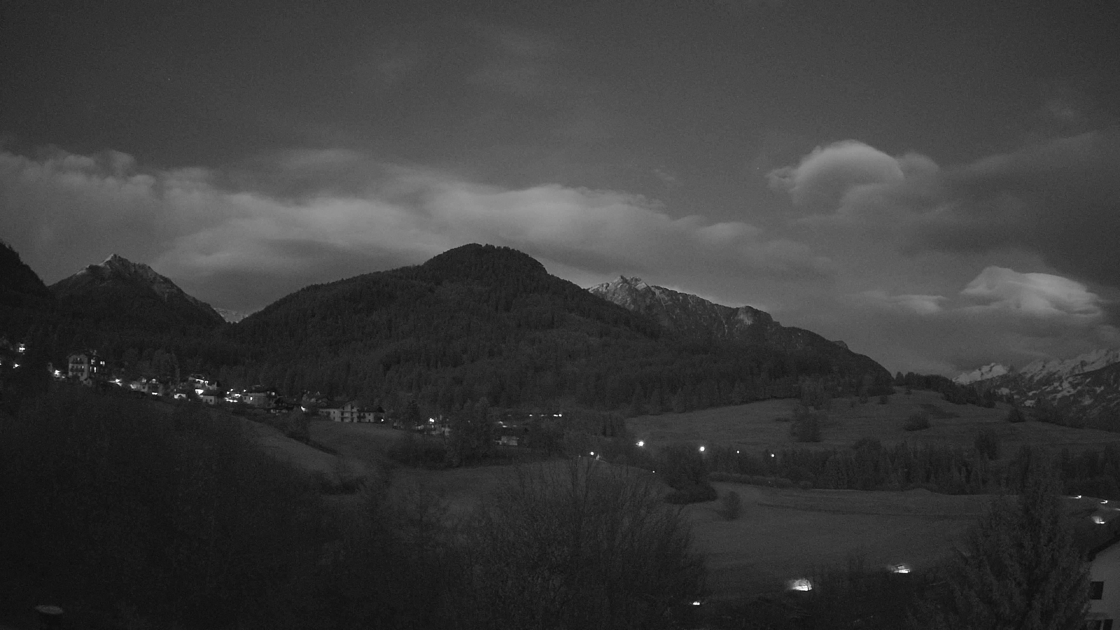 immagine della webcam nei dintorni di Nova Levante: webcam Varena