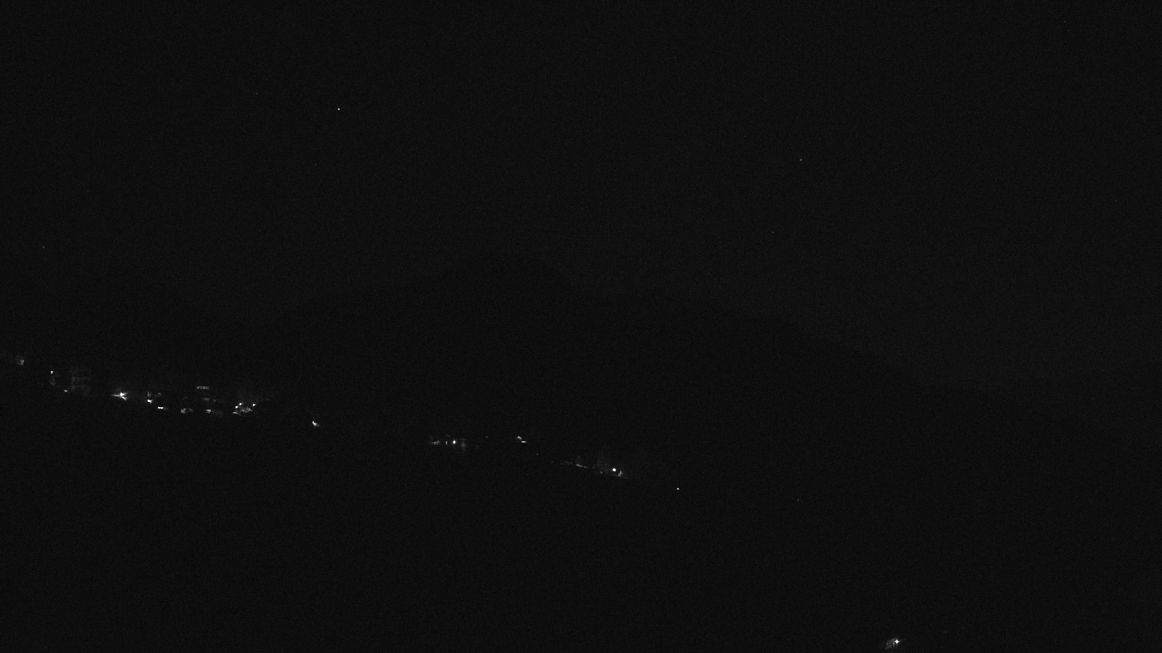 immagine della webcam nei dintorni di Predazzo: webcam Varena