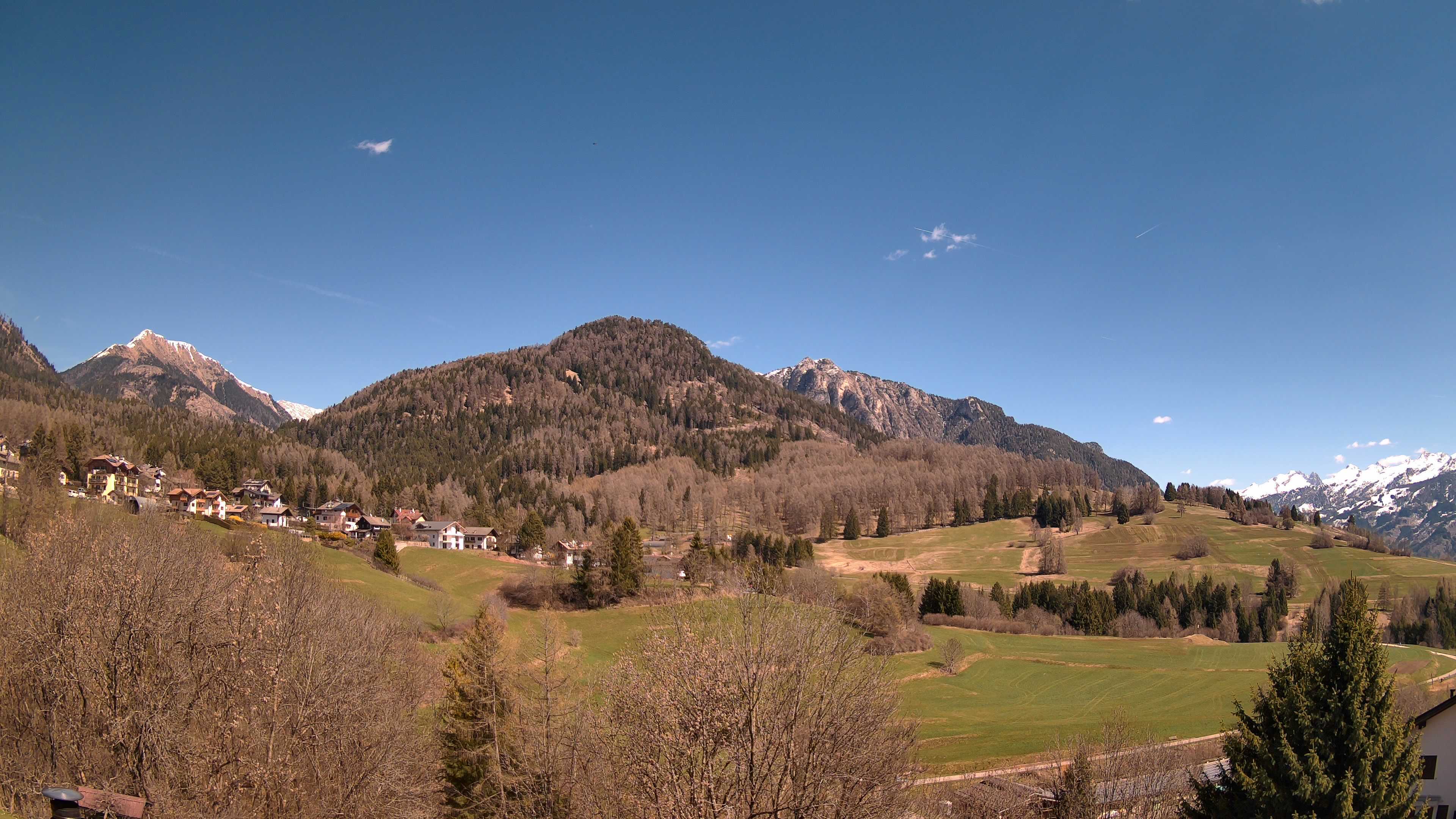 immagine della webcam nei dintorni di Alpe Cermis: webcam Varena