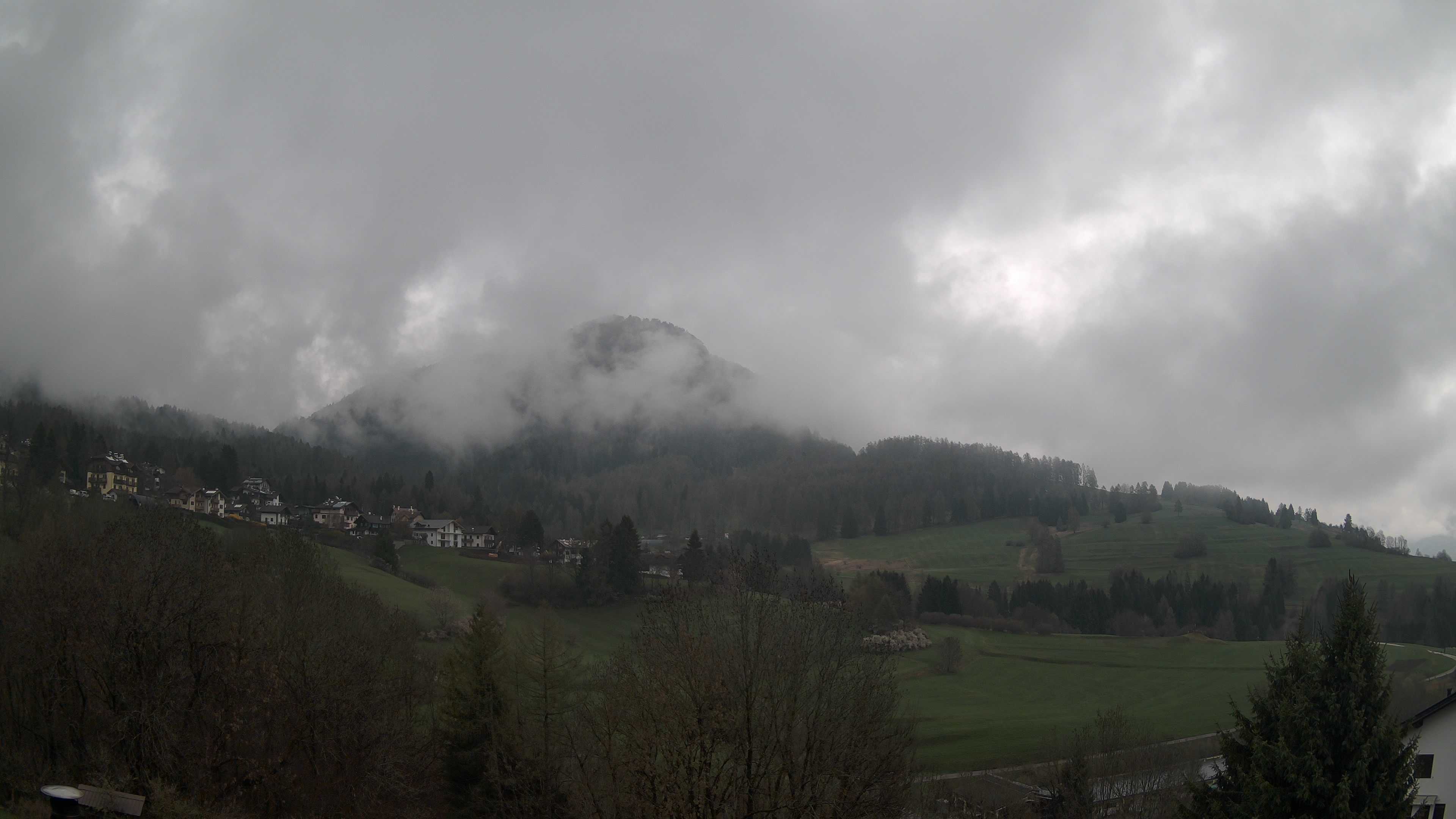 immagine della webcam nei dintorni di Ziano di Fiemme: webcam Varena