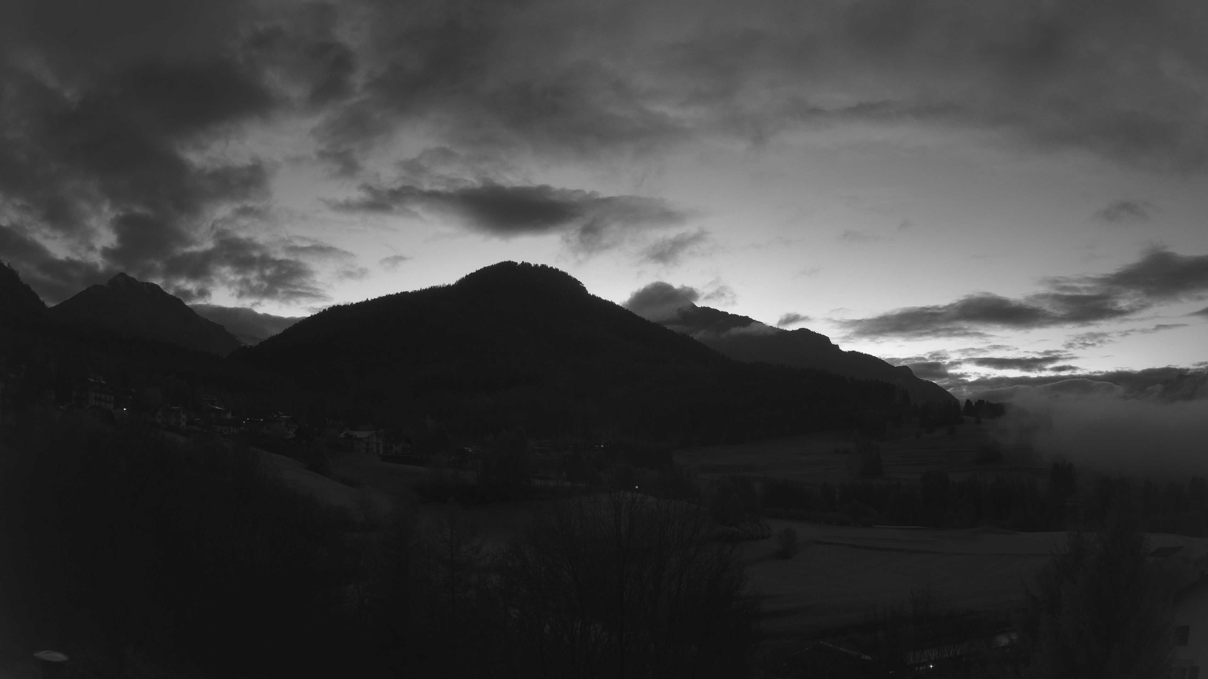 immagine della webcam nei dintorni di Palù del Fersina: webcam Varena