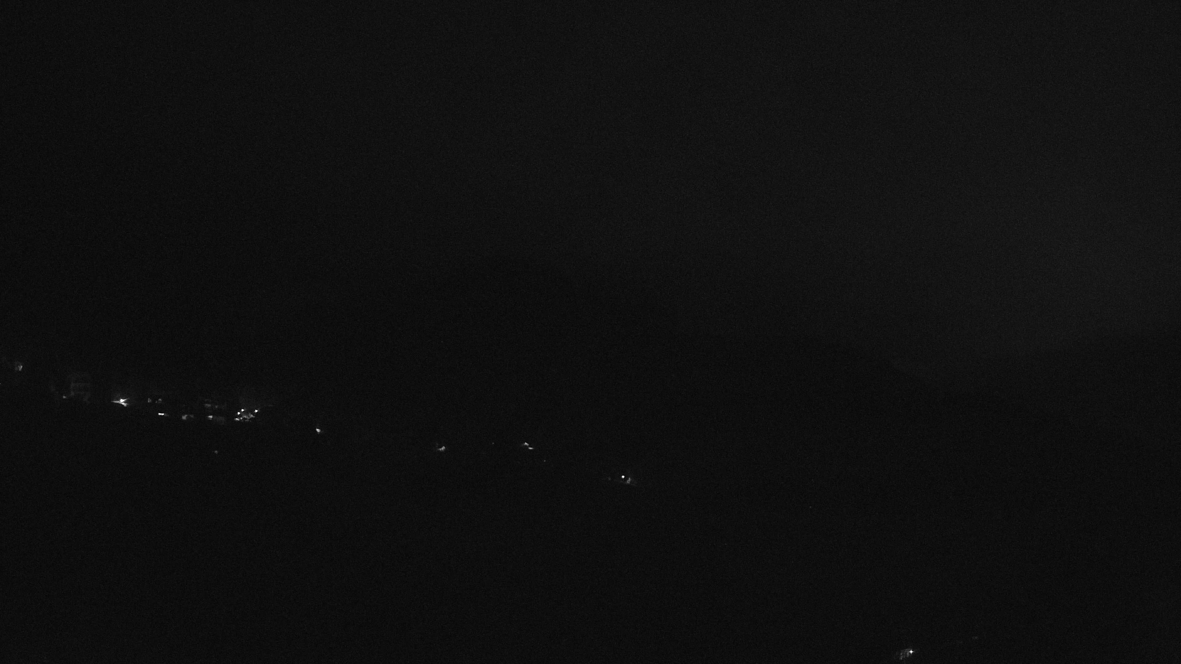 immagine della webcam nei dintorni di Predazzo: webcam Varena