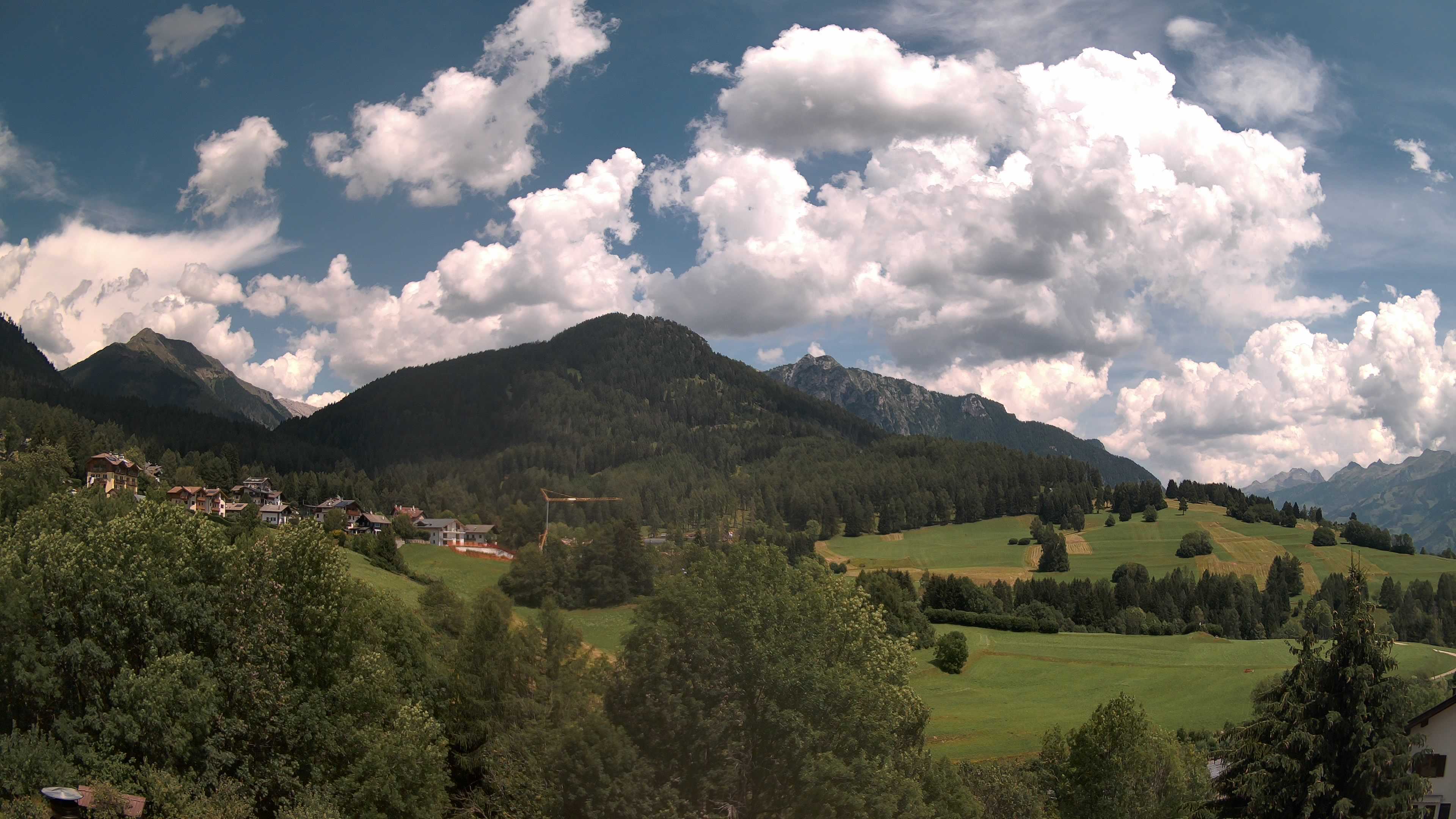 immagine della webcam nei dintorni di Alpe Cermis: webcam Varena